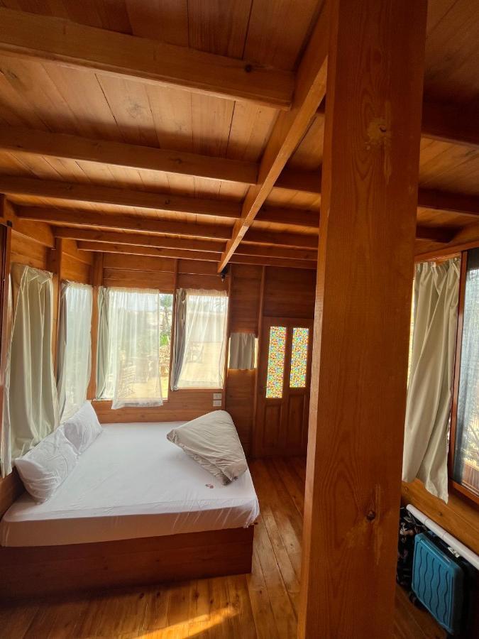 Northern Lake Lodge Izbat Ilyas Exteriör bild