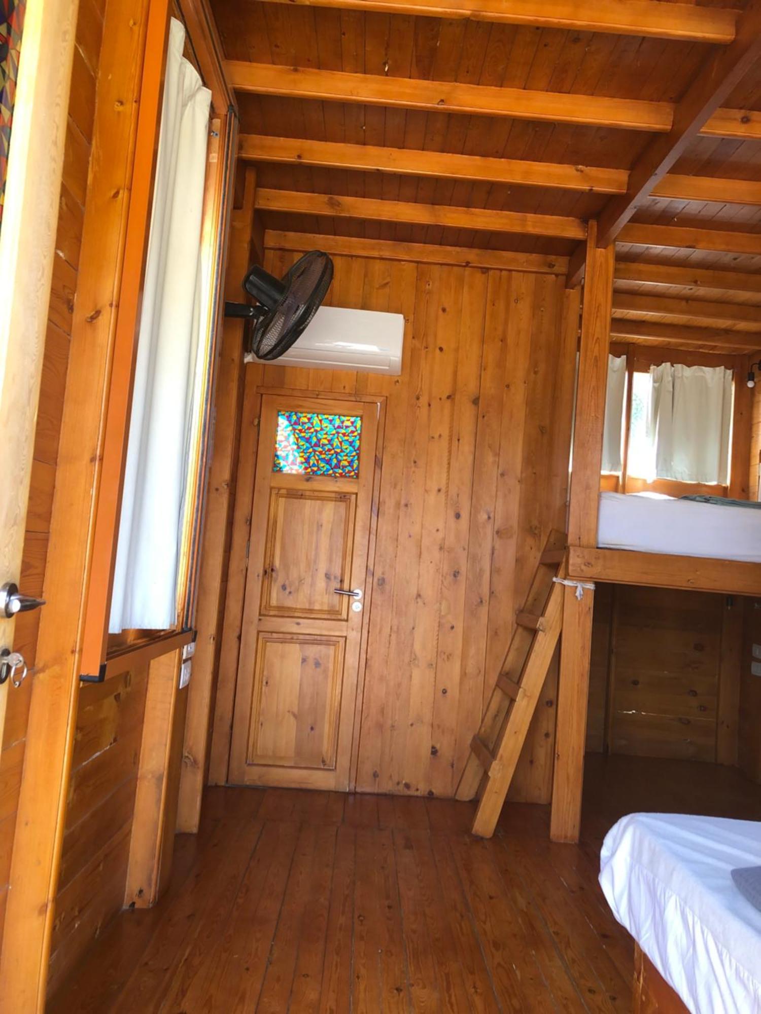 Northern Lake Lodge Izbat Ilyas Exteriör bild